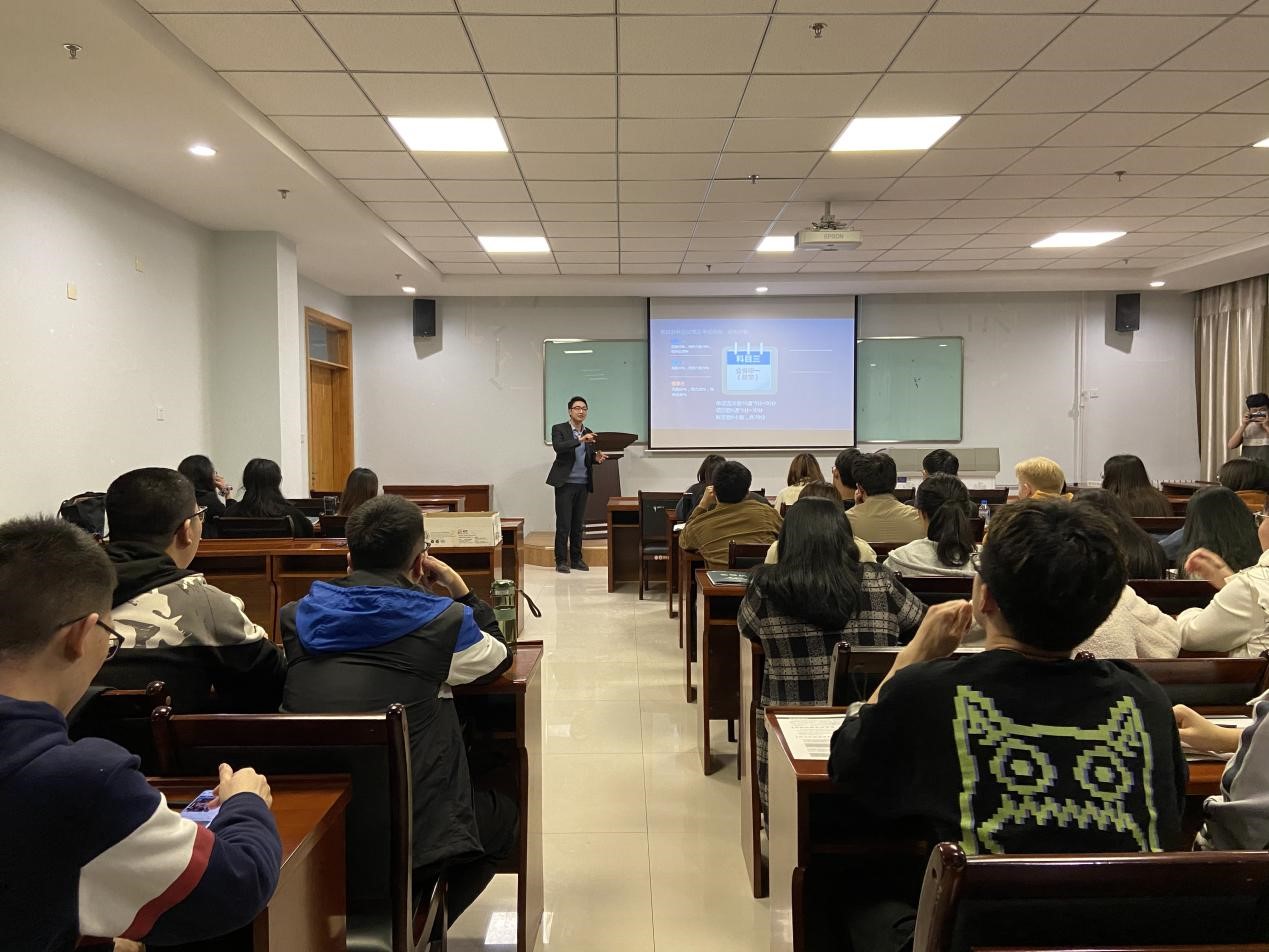 aefeb84d7ed24d2580ca2bc7abe4629c.jpg aefeb84d7ed24d2580ca2bc7abe4629c.jpg