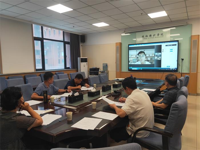 0ae44375f05d4e44bc8031ad78da719c.jpg 员工学习与科研实践成果展示现场7-700.jpg